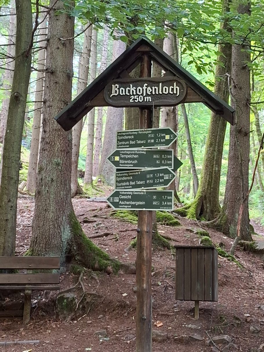 Wanderschild Backofenlock